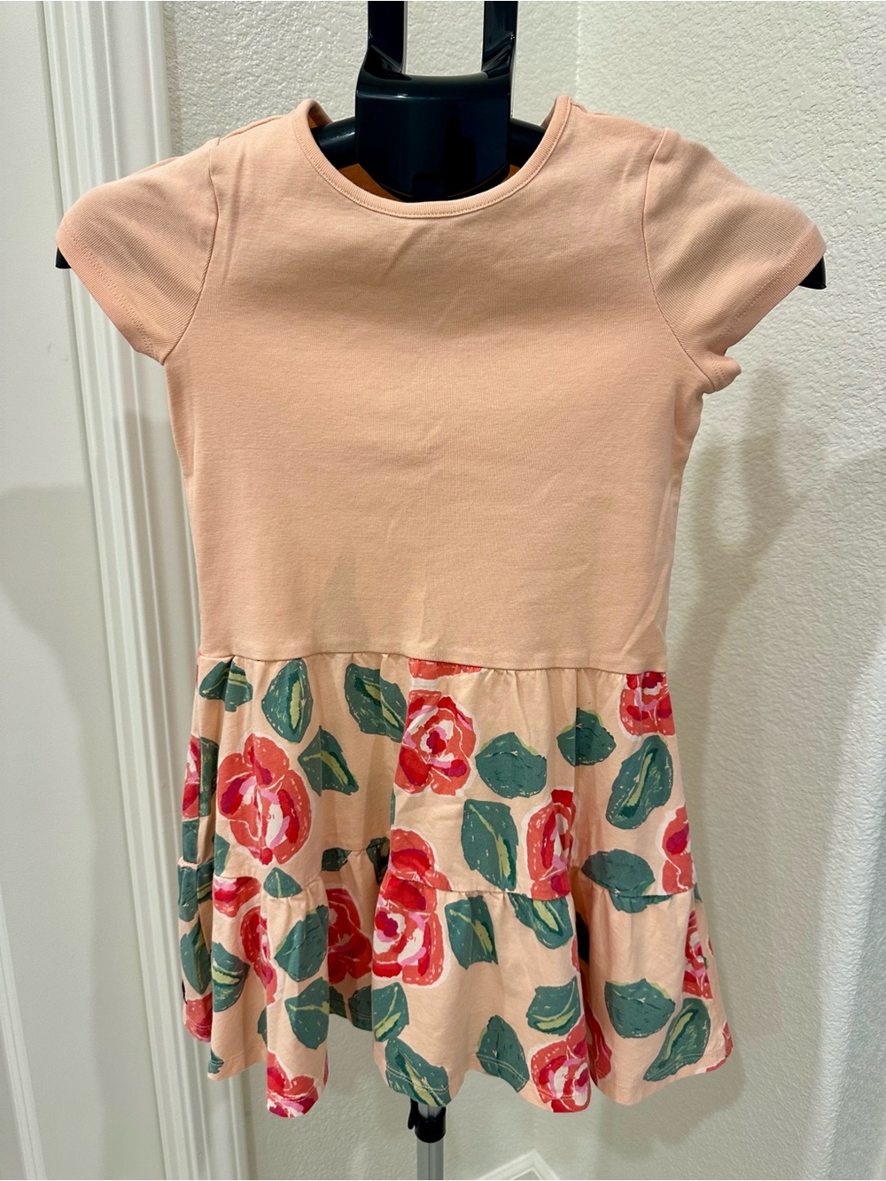 EUC Girls Tea Collection Tier Skirted Twirl Dress in Peach Floral size 10